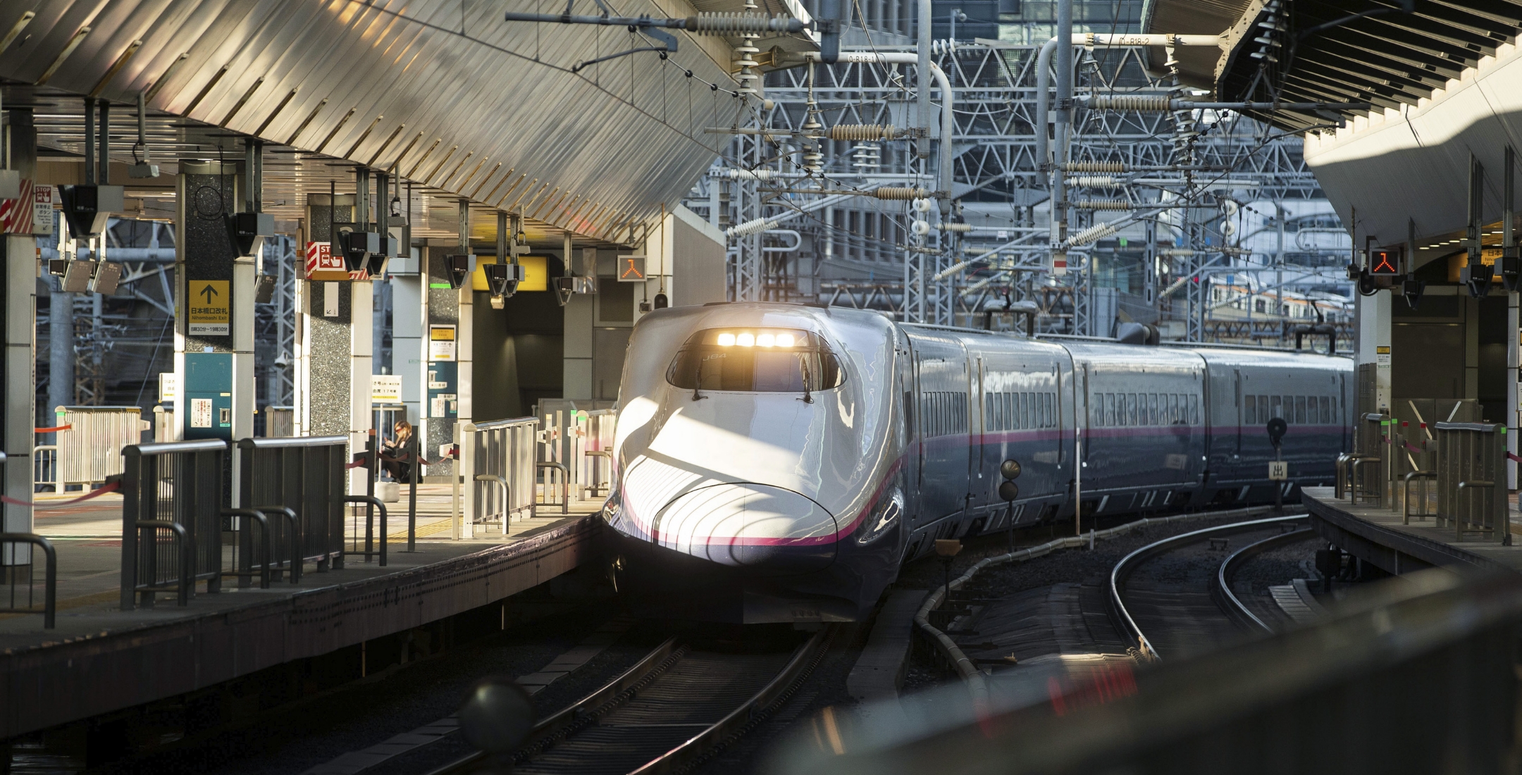 新幹線発着駅、品川・東京から快適に全国へ。