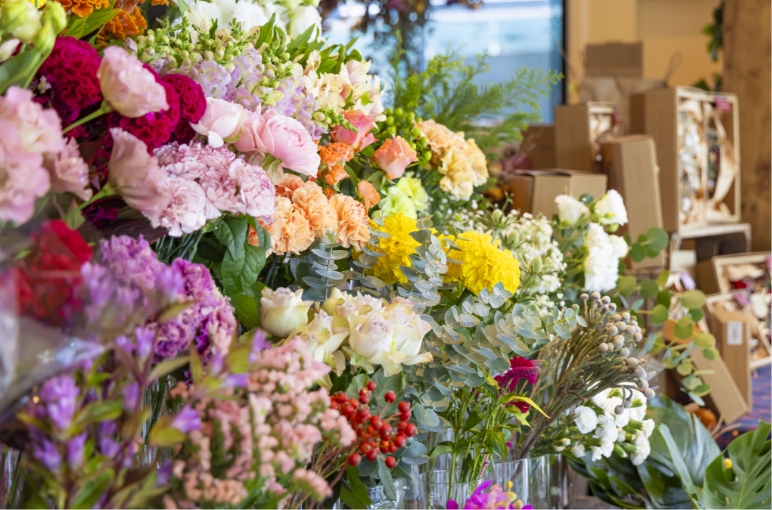 レ ミルフォイユ ドゥ リベルテ、カフェ ドゥ リベルテ［花屋・カフェ］