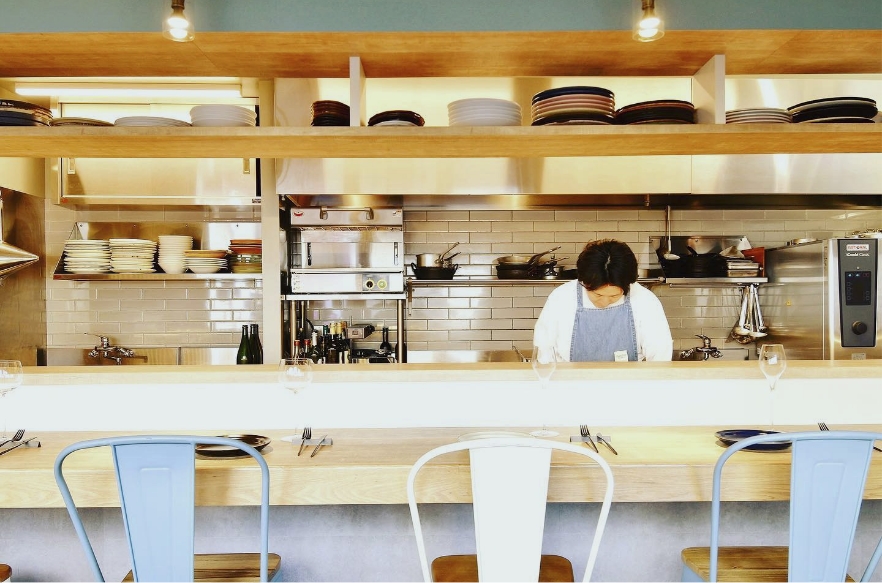 ビストロ八木商店［徒歩8分］